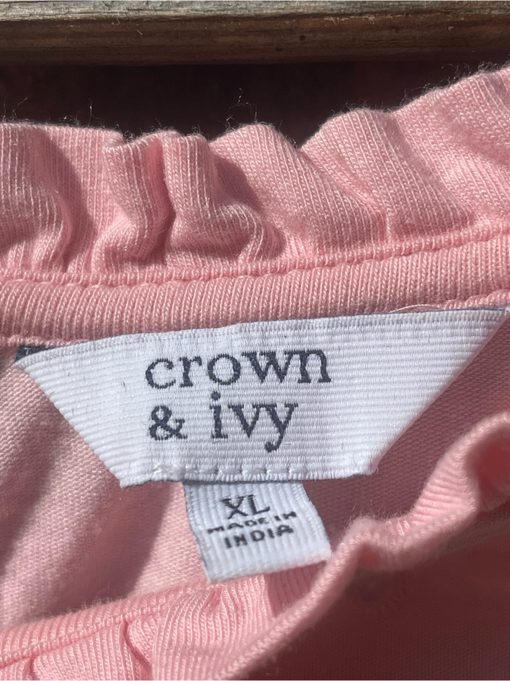 crown & ivy Light Pink Eyelet Cotton Blead Ruffled Neck Blouse Sz XL - Picture 4 of 8